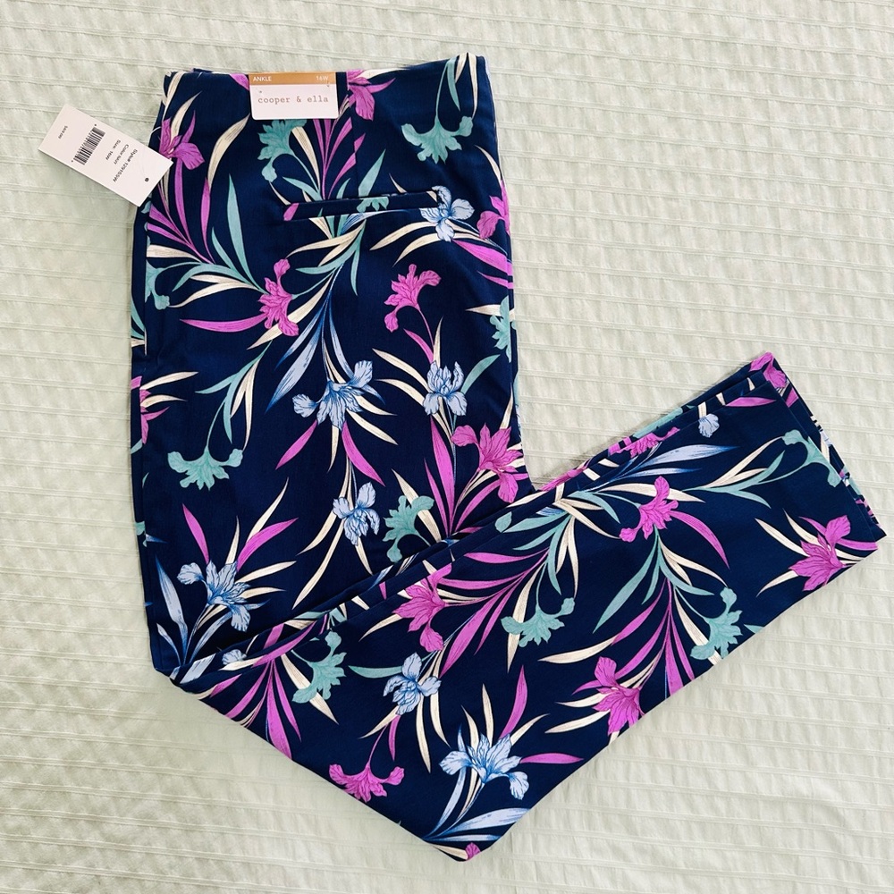 Cooper & Ella Navy and Pink Floral Pull On Pants 16W